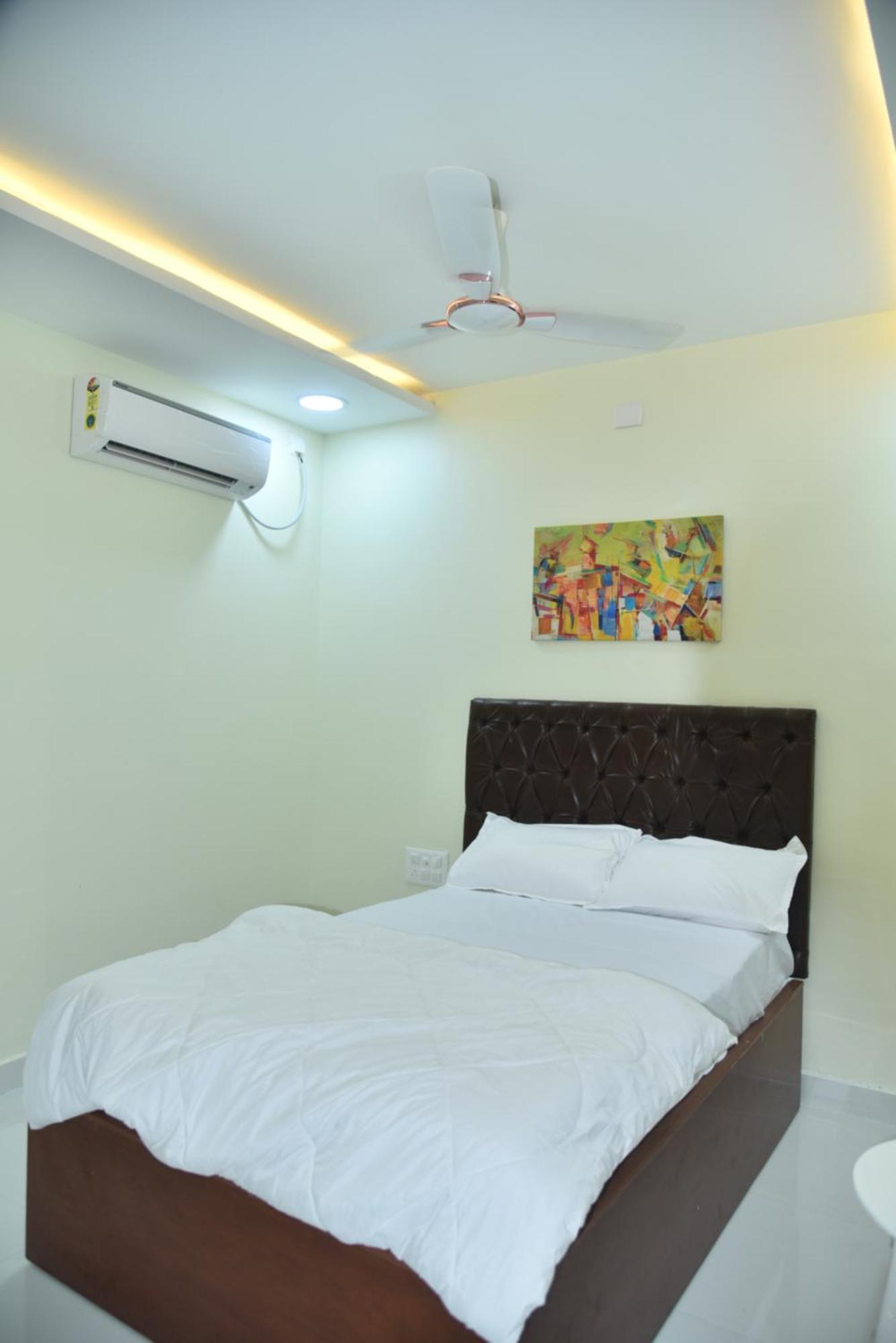 The Paradise Guest Inn Nellore Exterior foto